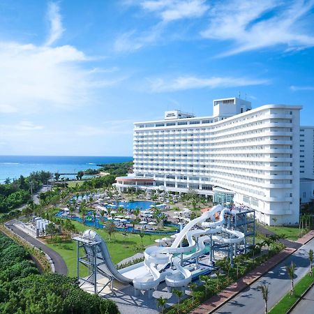 יומיטאן Grand Mercure Okinawa Cape Zanpa Resort מראה חיצוני תמונה