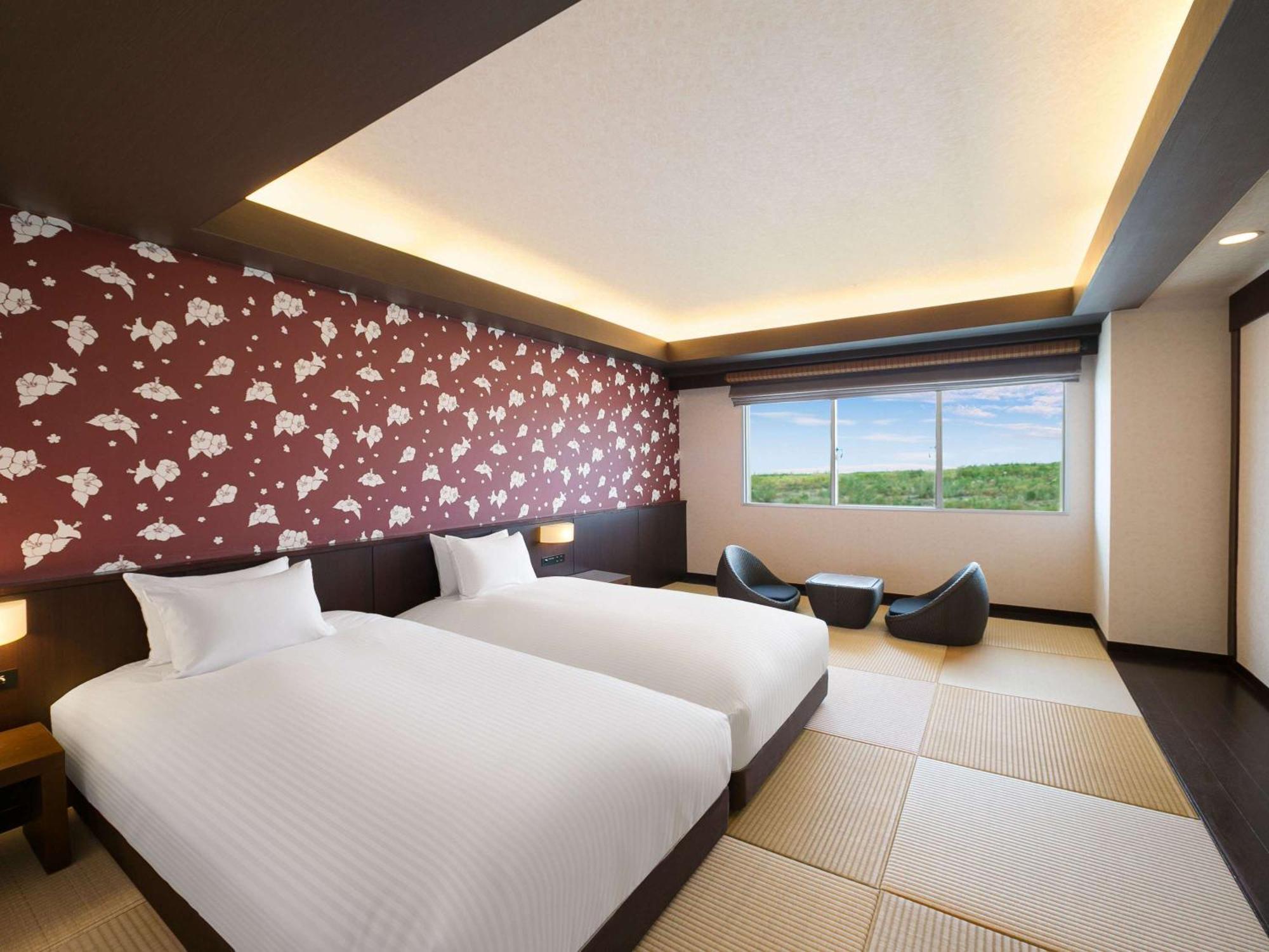 יומיטאן Grand Mercure Okinawa Cape Zanpa Resort מראה חיצוני תמונה