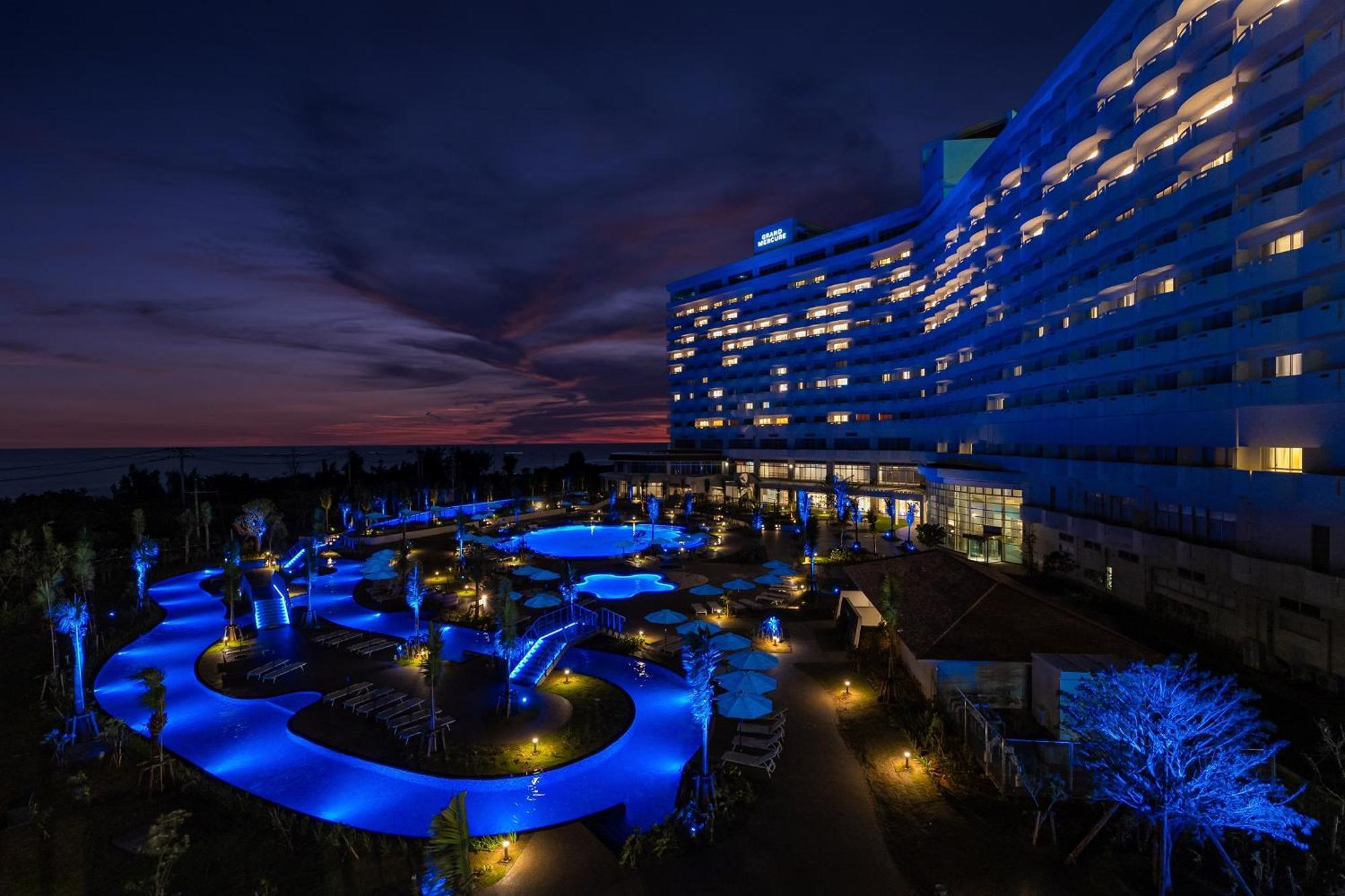 יומיטאן Grand Mercure Okinawa Cape Zanpa Resort מראה חיצוני תמונה