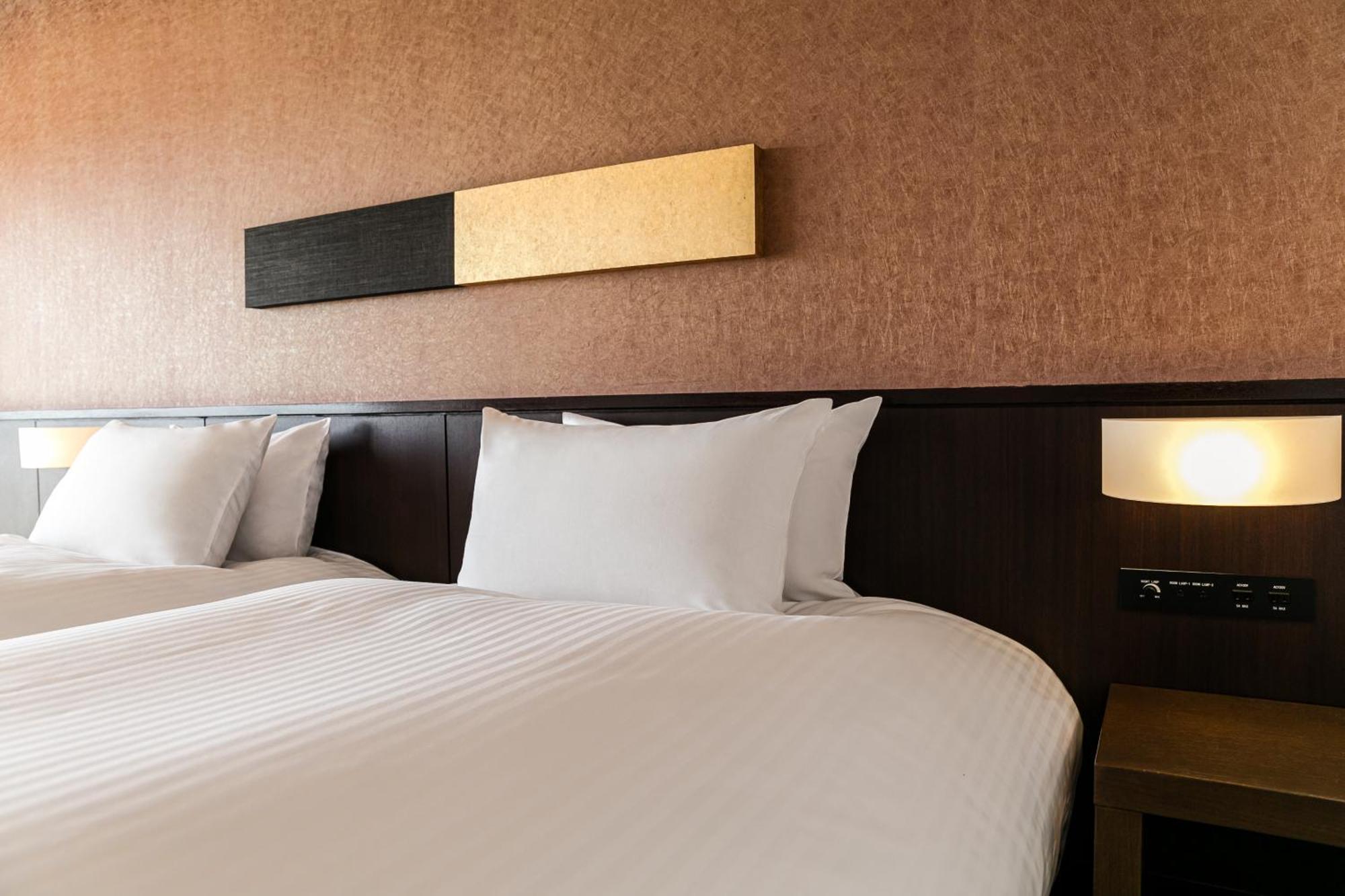 יומיטאן Grand Mercure Okinawa Cape Zanpa Resort מראה חיצוני תמונה