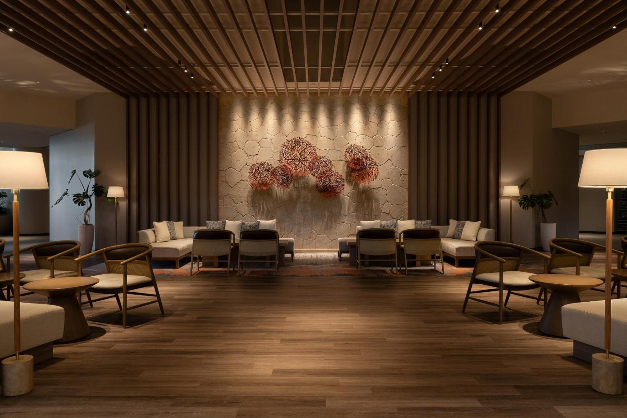 יומיטאן Grand Mercure Okinawa Cape Zanpa Resort מראה חיצוני תמונה