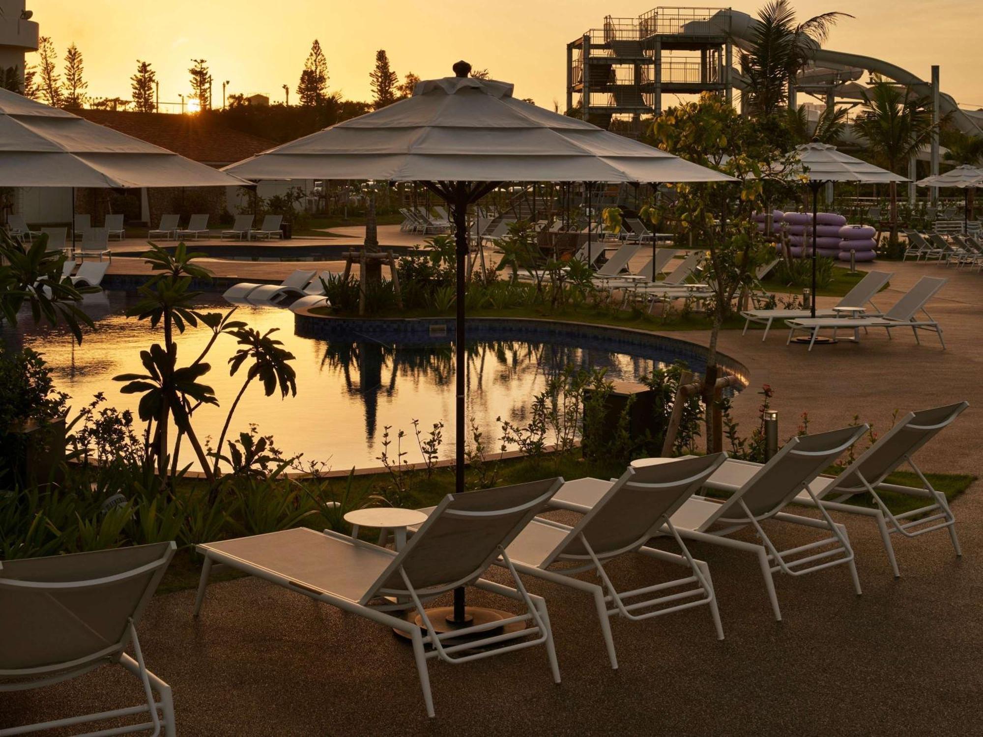 יומיטאן Grand Mercure Okinawa Cape Zanpa Resort מראה חיצוני תמונה